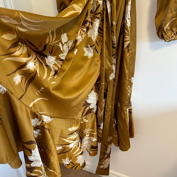 EXPRESS x ROCKY BARNES Floral Wrap Tie Waist Maxi Dress Size XS/Small - Picture 15 of 17